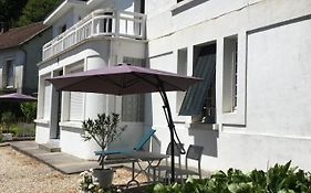 Villa des Millepertuis